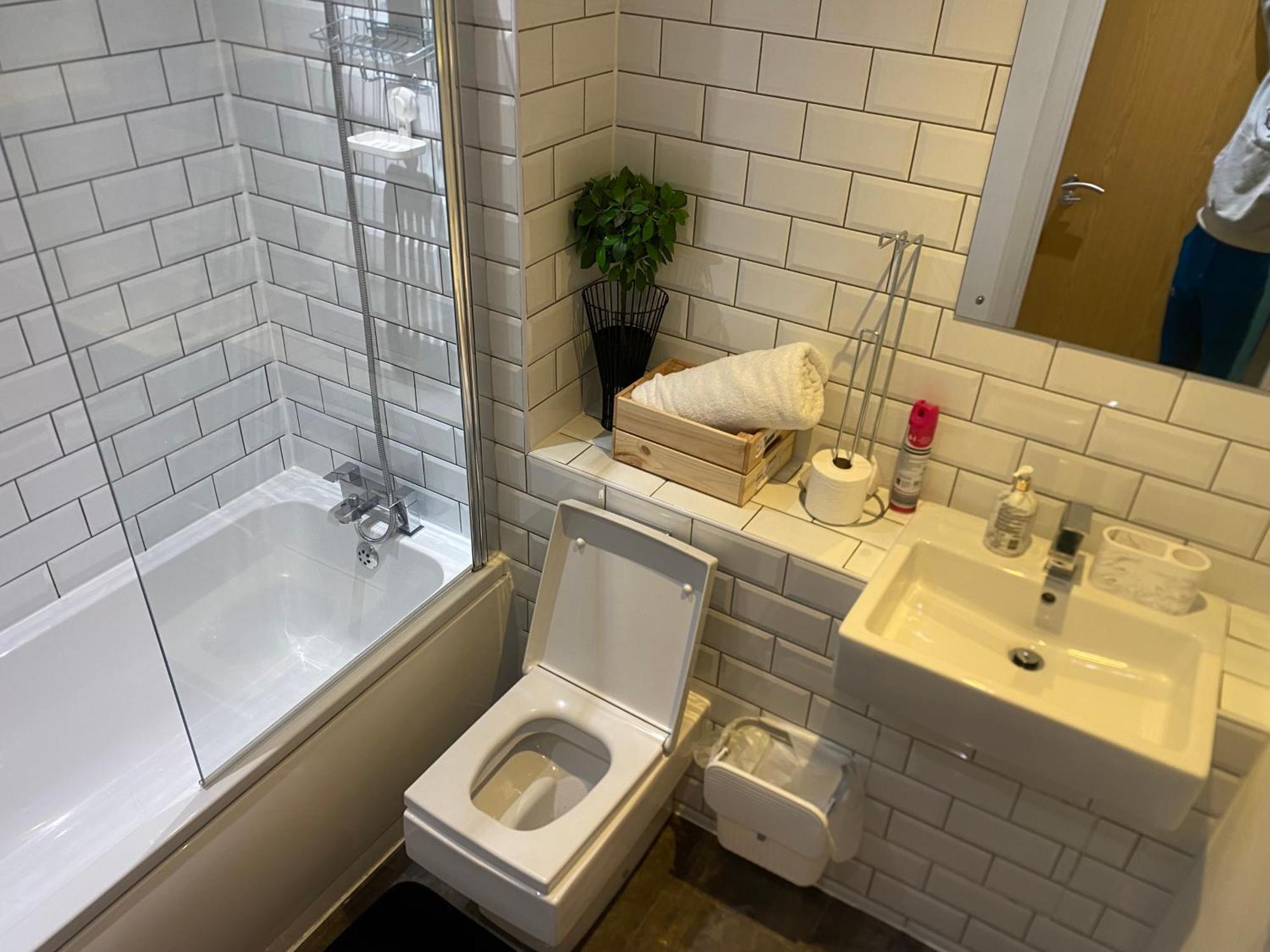 Luxury Urban Tranquility At B1 Apartamento Birmingham Exterior foto